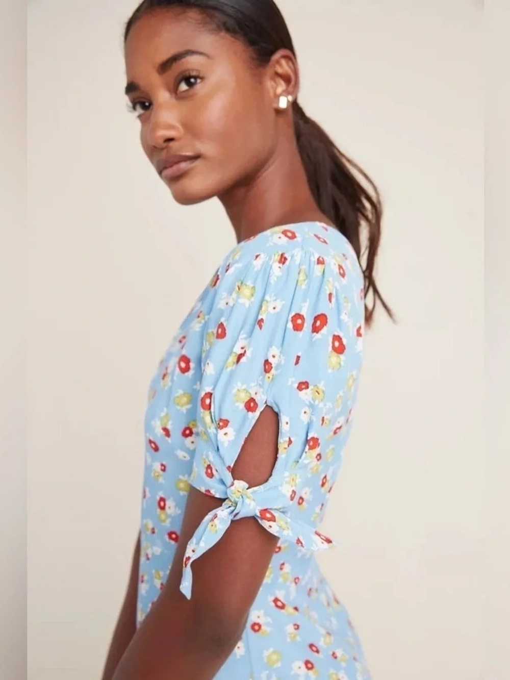 Faithfull the Brand Sky Blue Floral Tie-Sleeve Midi Dress - Picture 3 of 5